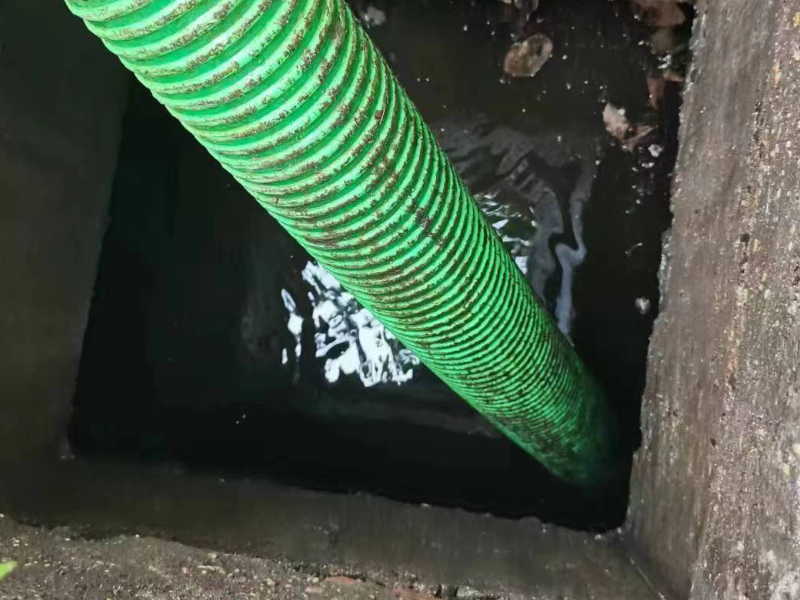 厦门圣地亚哥 市政管网清淤,高压清洗雨污水管道